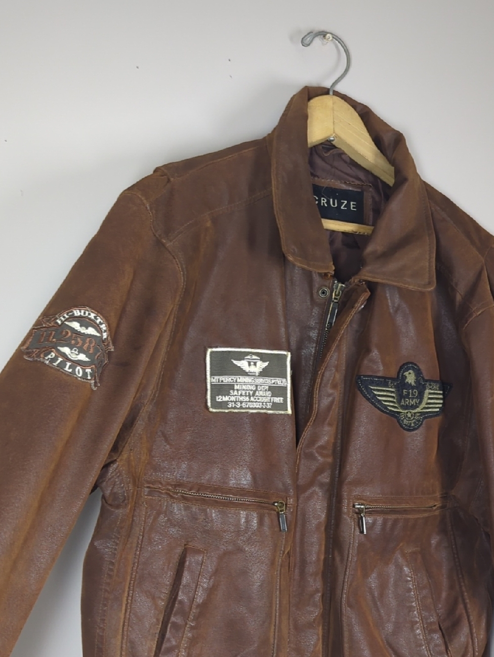 Vintage Brown Leather Bomber Jacket Aviator Pilot Style Distressed Patch Detail - Picture 2 of 10